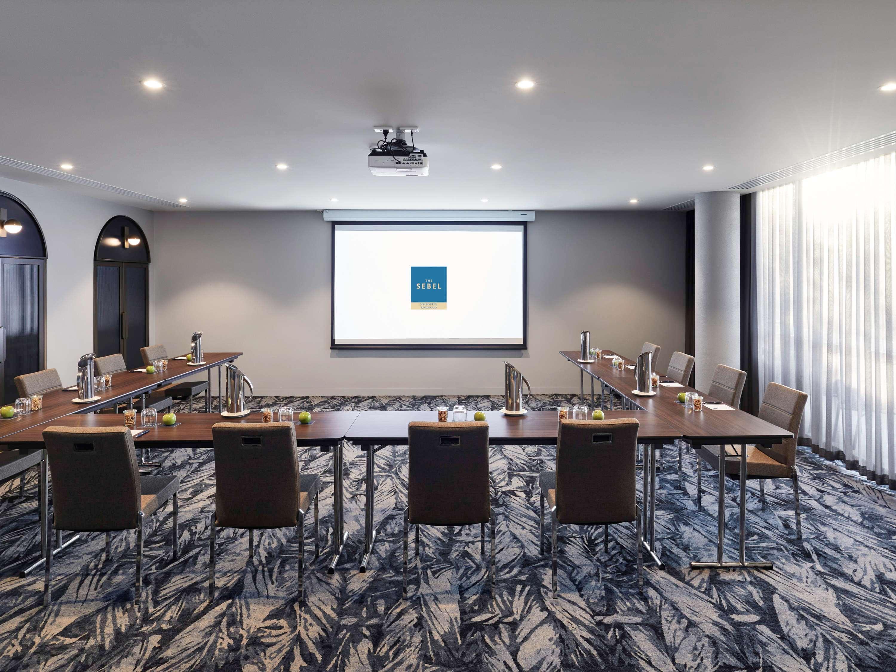 Rydges Ringwood Hotell Exteriör bild